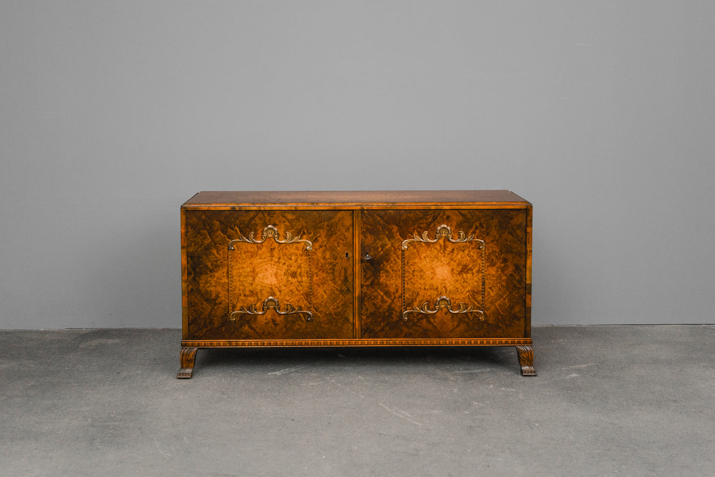 Art Déco Sideboard in Birke - erste Hälfte des 20.Jahrhunderts
