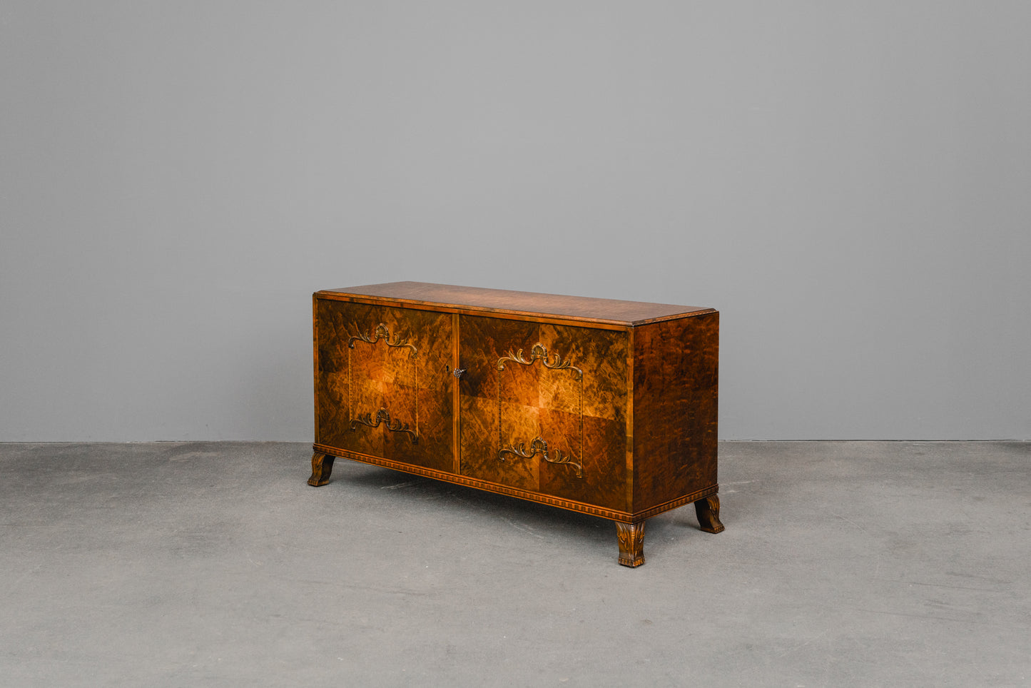 Art Déco Sideboard in Birke - erste Hälfte des 20.Jahrhunderts
