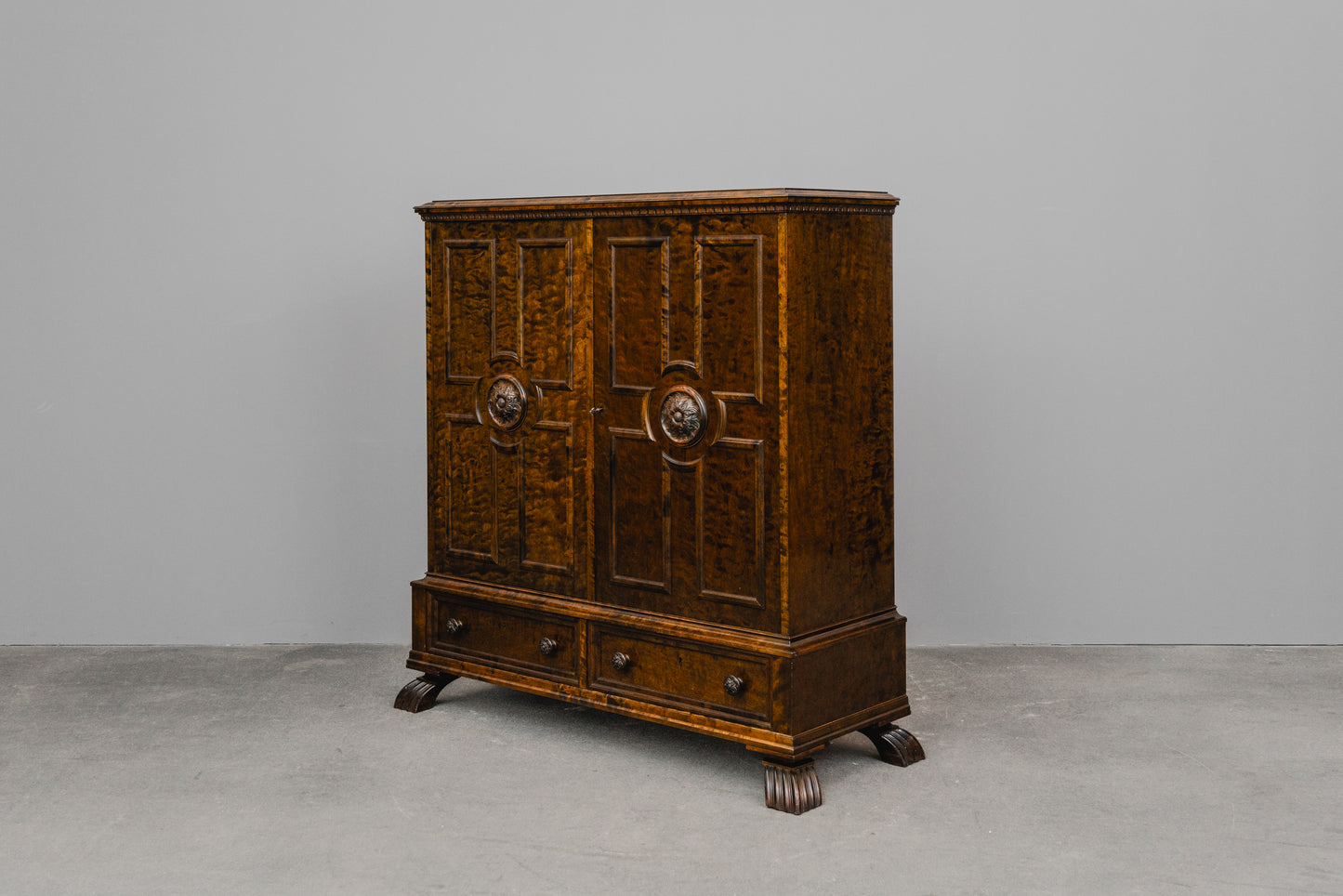 Historismus Schrank in Birke - erste Hälfte des 19.Jahrhunderts