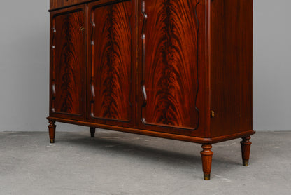Klassizistischer Stil Sideboard in Mahagoni - zweite Hälfte des 20.Jahrhunderts