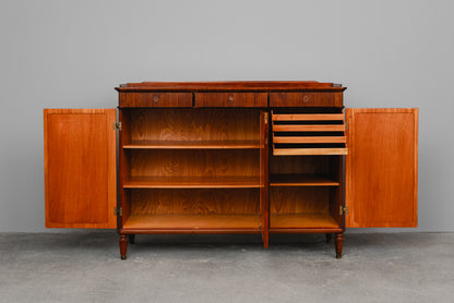 Klassizistischer Stil Sideboard in Mahagoni - zweite Hälfte des 20.Jahrhunderts