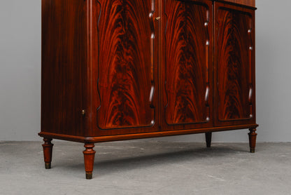 Klassizistischer Stil Sideboard in Mahagoni - zweite Hälfte des 20.Jahrhunderts