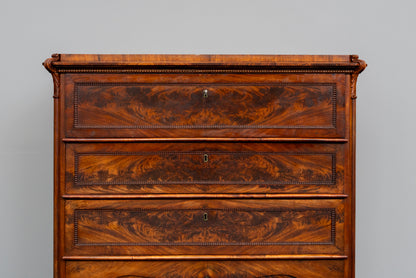 Biedermeier Kommode in Mahagoni - Mitte des 19.Jahrhunderts