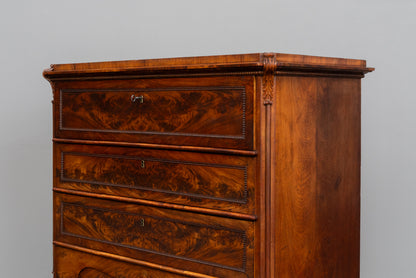 Biedermeier Kommode in Mahagoni - Mitte des 19.Jahrhunderts
