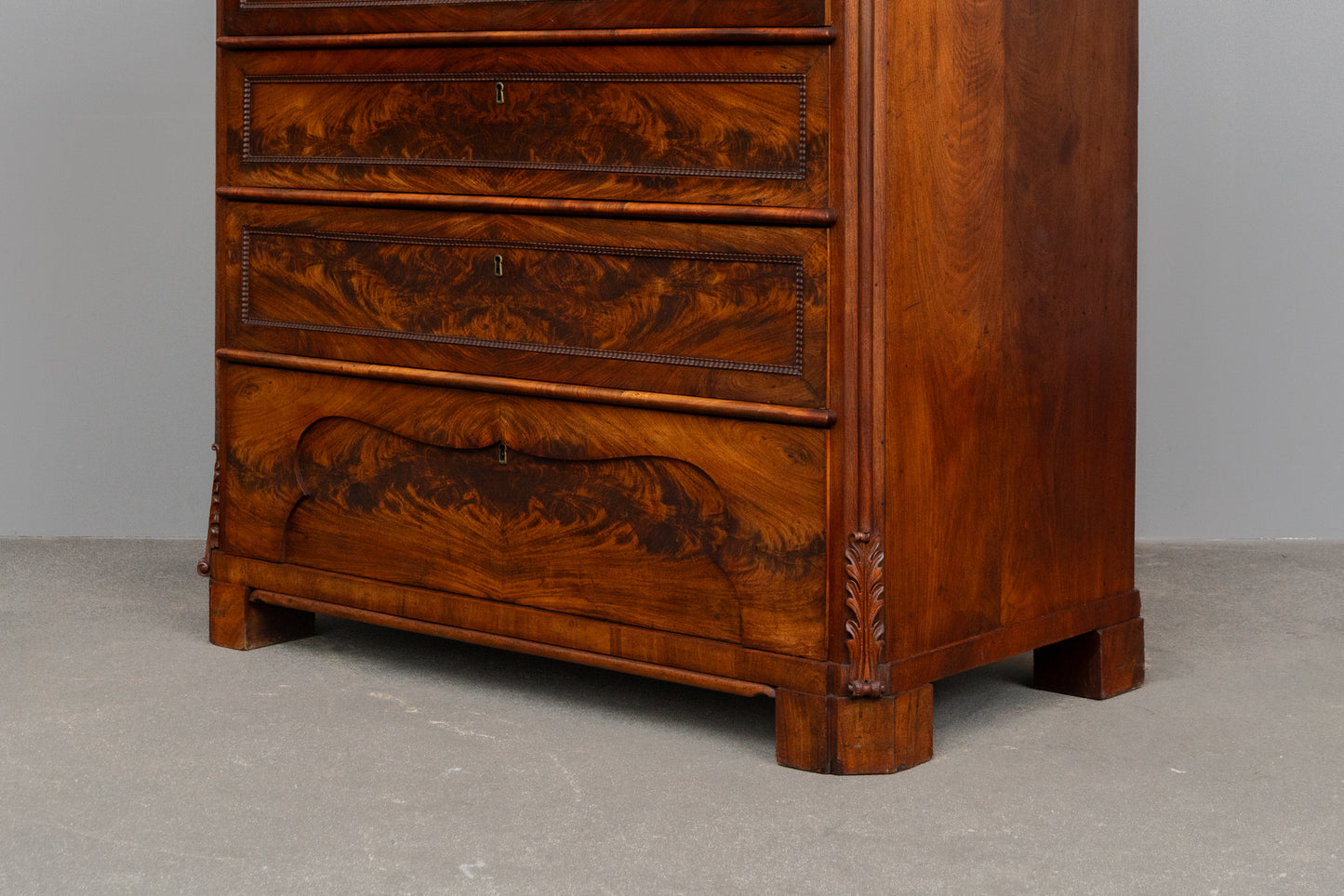 Biedermeier Kommode in Mahagoni - Mitte des 19.Jahrhunderts