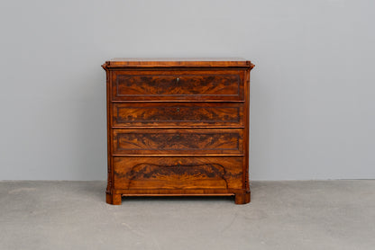 Biedermeier Kommode in Mahagoni - Mitte des 19.Jahrhunderts