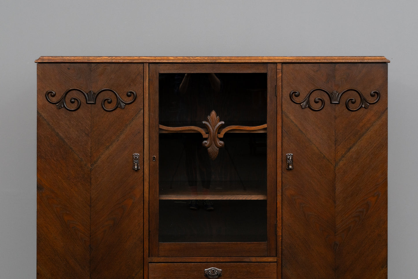 Jugendstil Sideboard in Eiche - erste Hälfte des 20.Jahrhunderts