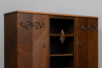 Jugendstil Sideboard in Eiche - erste Hälfte des 20.Jahrhunderts