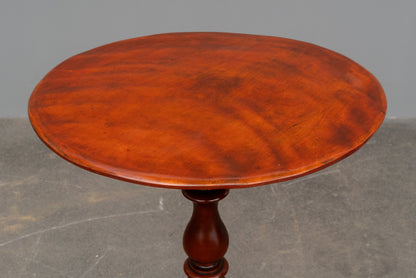 Biedermeier Blumentisch/Beistelltisch in Mahagoni - Mitte des 19.Jahrhunderts