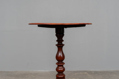 Biedermeier Blumentisch/Beistelltisch in Mahagoni - Mitte des 19.Jahrhunderts