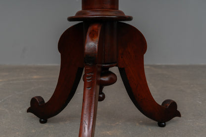 Biedermeier Blumentisch/Beistelltisch in Mahagoni - Mitte des 19.Jahrhunderts