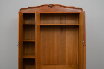 Jugendstil Kleiderschrank in Nussbaum - Anfang des 20.Jahrhunderts