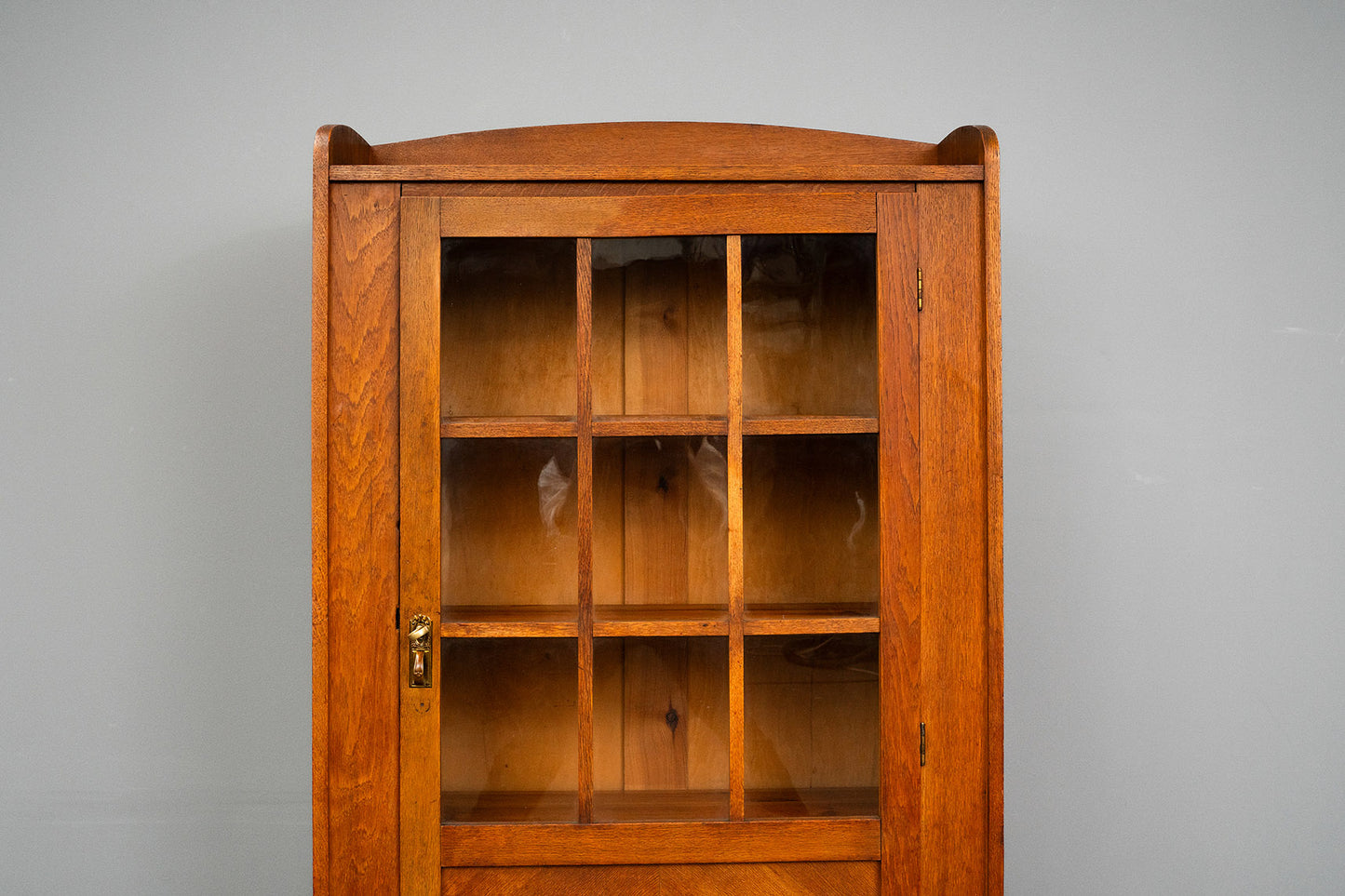 Kleiner Jugendstil Bücherschrank in Eiche - 1.Hälfte des 20.Jahrhunderts