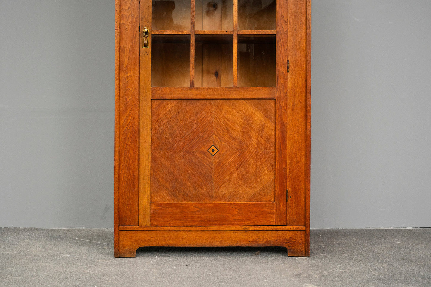 Kleiner Jugendstil Bücherschrank in Eiche - 1.Hälfte des 20.Jahrhunderts