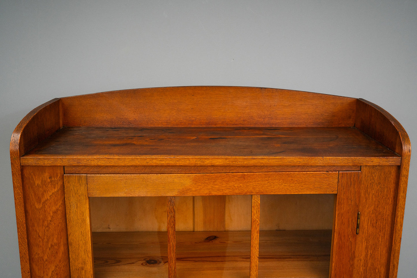 Kleiner Jugendstil Bücherschrank in Eiche - 1.Hälfte des 20.Jahrhunderts