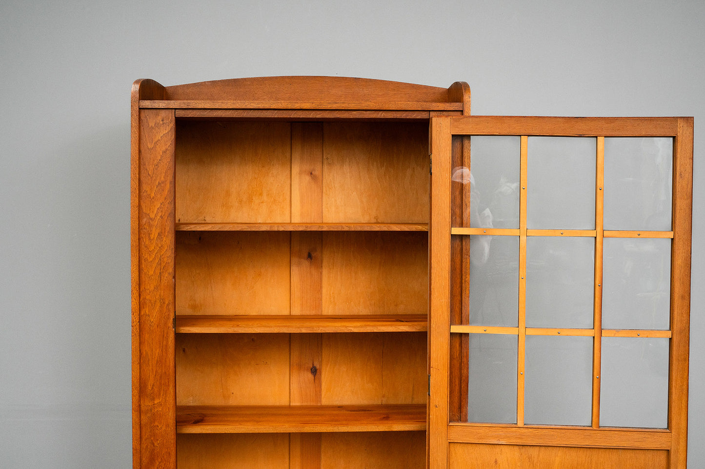 Kleiner Jugendstil Bücherschrank in Eiche - 1.Hälfte des 20.Jahrhunderts