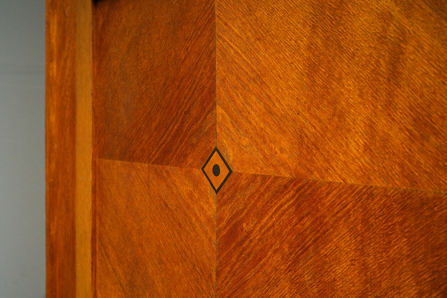 Kleiner Jugendstil Bücherschrank in Eiche - 1.Hälfte des 20.Jahrhunderts
