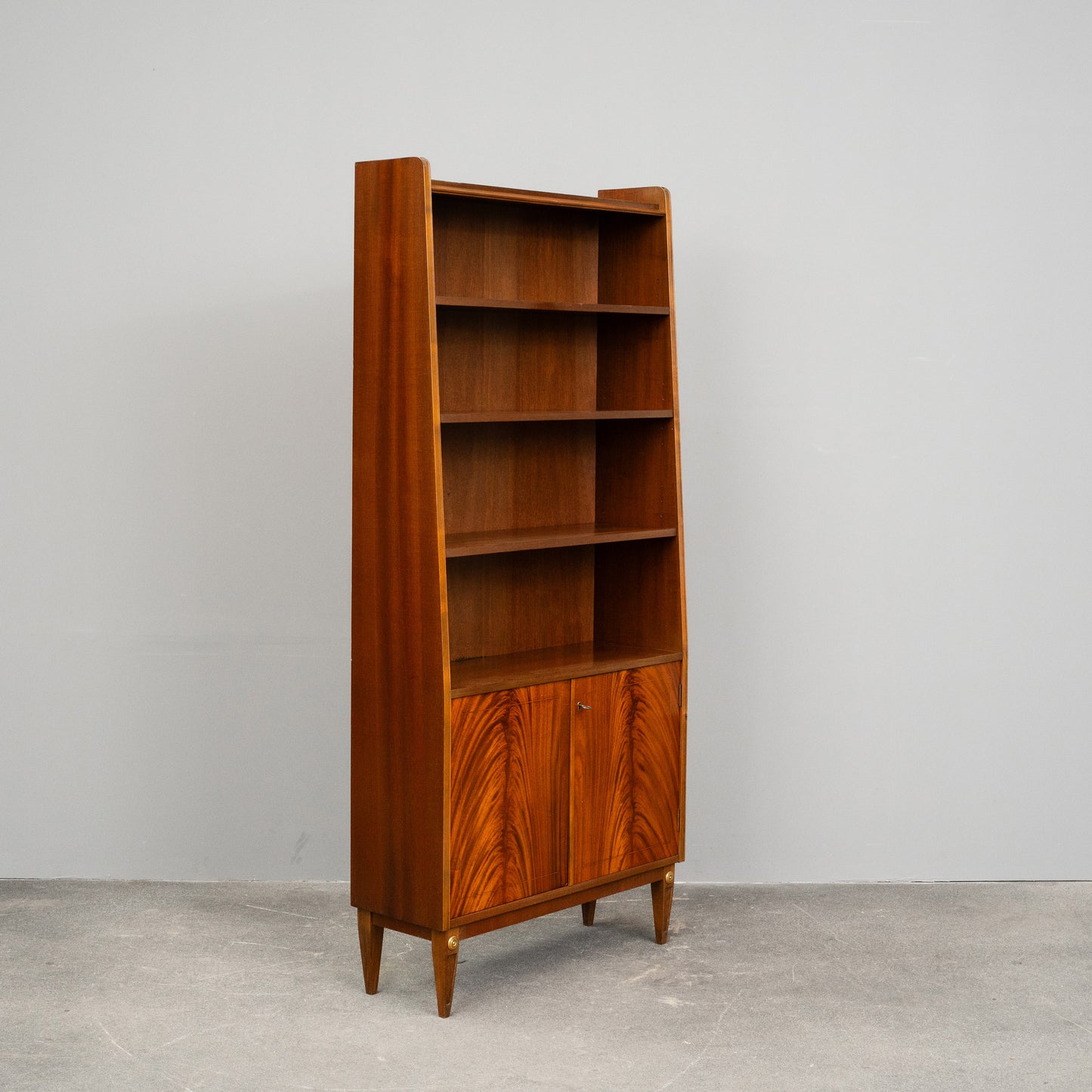 Mid-Century Bücherregal in Mahagoni - Mitte des 20.Jahrhunderts