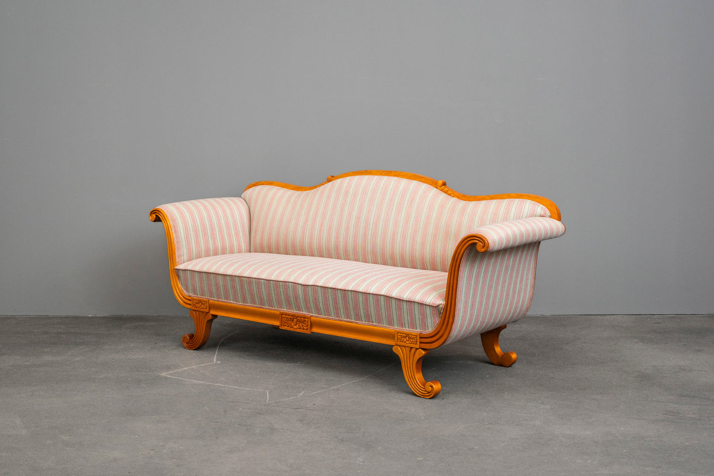 Biedermeier Stil Sofa in Birke - 1.Hälfte des 20.Jahrhunderts