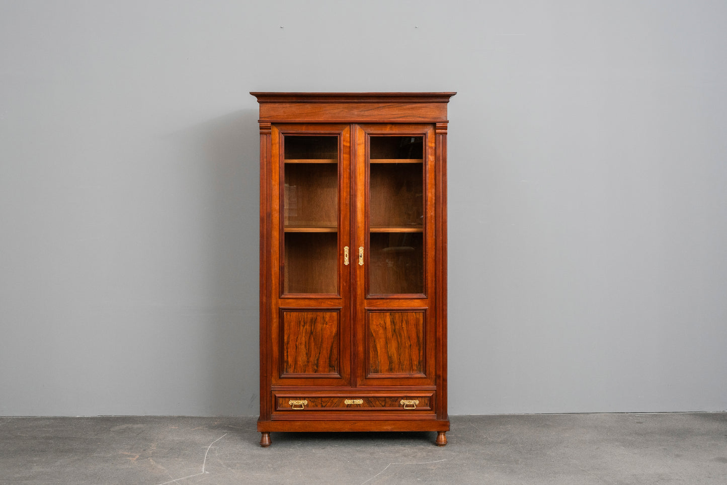Jugendstil Bücherschrank in Eiche - Anfang des 20.Jahrhunderts