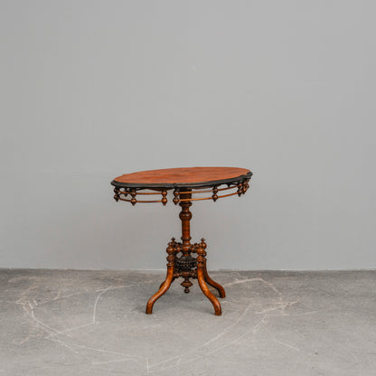 Biedermeier Salontisch in Nussbaum - Mitte des 19.Jahrhunderts