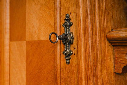 Gründerzeit Buffetschrank in Eiche - 2.Hälfte des 19.Jahrhunderts