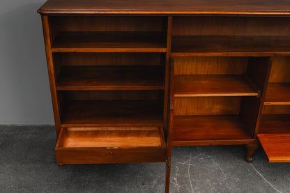 Großes Jugendstil Bücherregal in Nussbaum - Anfang des 20.Jahrhunderts