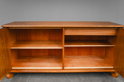 Sideboard im Art Déco Stil. in Eiche - 1.Hälfte des 20.Jahrhunderts