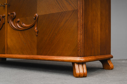 Sideboard im Art Déco Stil. in Eiche - 1.Hälfte des 20.Jahrhunderts