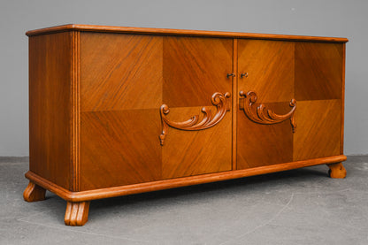 Sideboard im Art Déco Stil. in Eiche - 1.Hälfte des 20.Jahrhunderts
