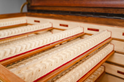 Besteckschrank im Barockstil in Eiche - 1.Hälfte des 20.Jahrhunderts