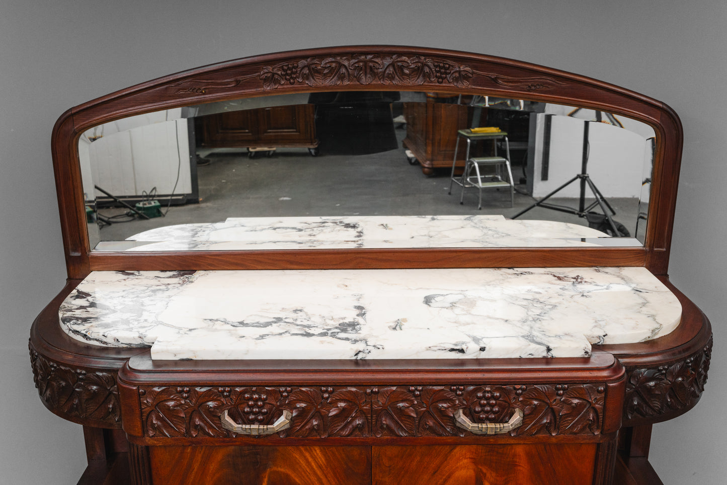 Art Nouveau Buffet in Mahagoni - Anfang des 20.Jahrhunderts