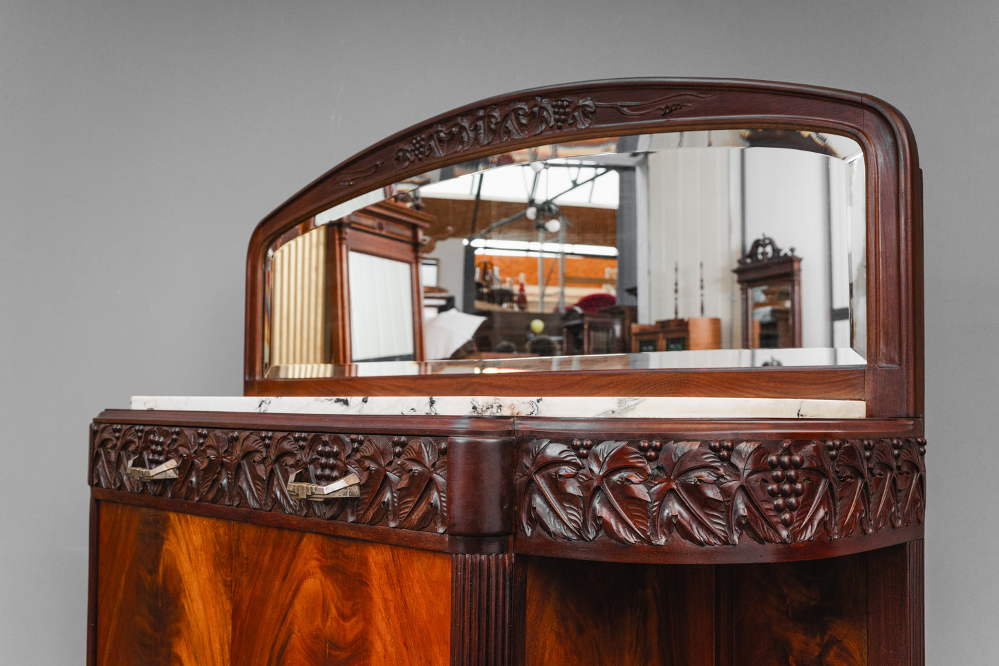 Art Nouveau Buffet in Mahagoni - Anfang des 20.Jahrhunderts