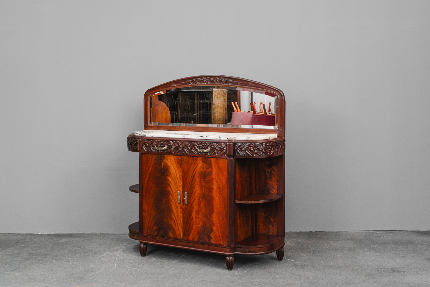 Art Nouveau Buffet in Mahagoni - Anfang des 20.Jahrhunderts
