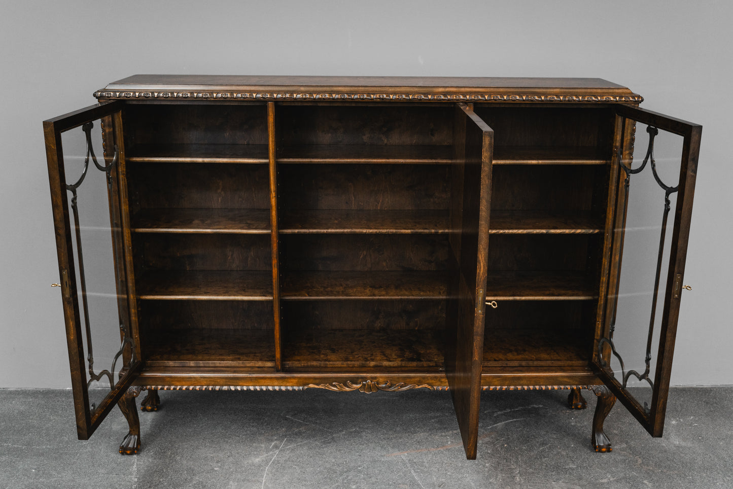 Neobarock Bücherschrank in Birke - 1.Hälfte des 20.Jahrhunderts