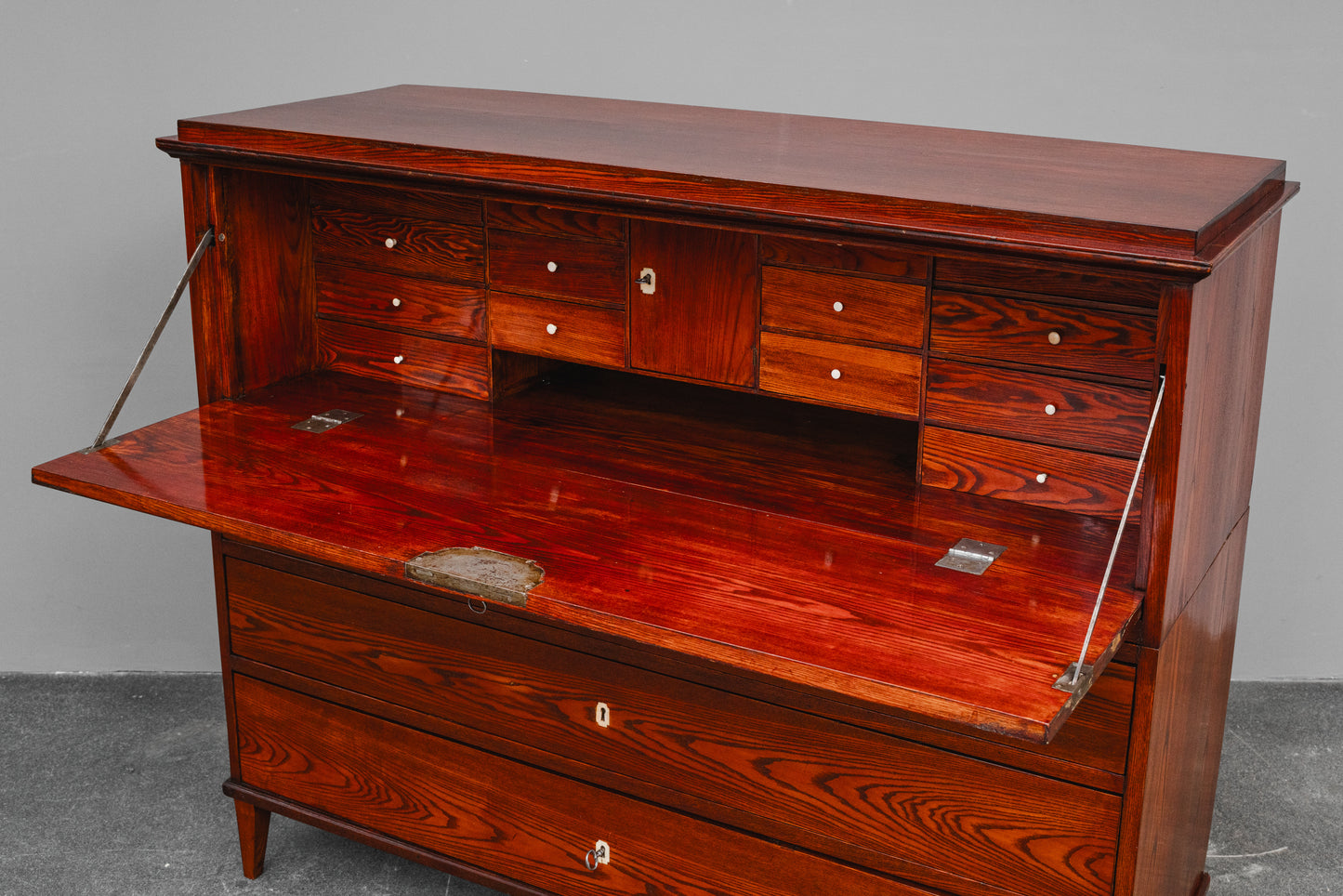 Großer Biedermeier Sekretär in Eiche - 1.Hälfte des 19.Jahrhunderts