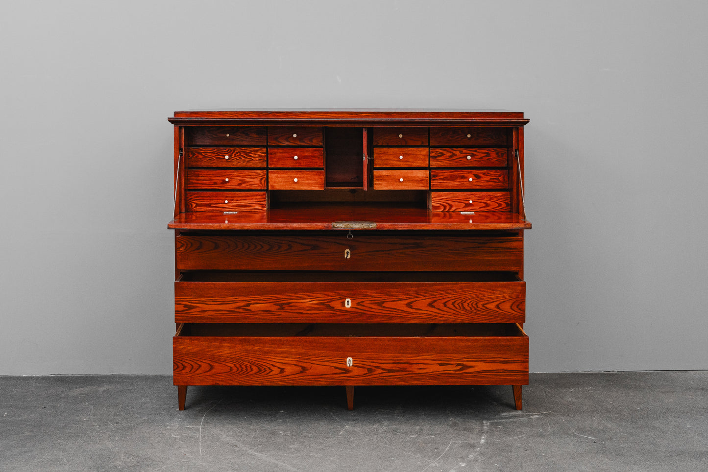 Großer Biedermeier Sekretär in Eiche - 1.Hälfte des 19.Jahrhunderts