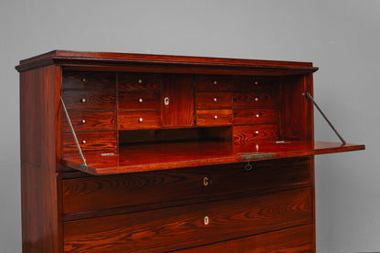 Großer Biedermeier Sekretär in Eiche - 1.Hälfte des 19.Jahrhunderts