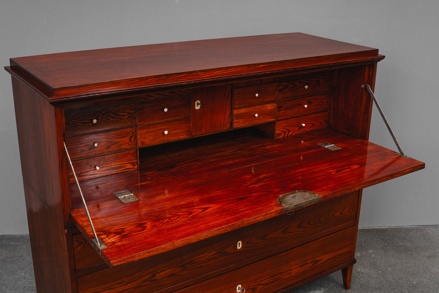 Großer Biedermeier Sekretär in Eiche - 1.Hälfte des 19.Jahrhunderts