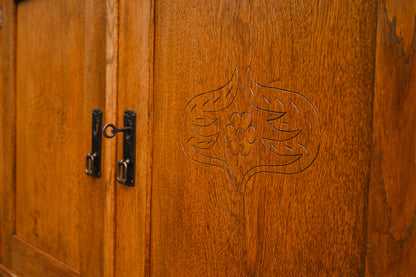 Jugendstil Buffetschrank in Eiche - Anfang des 20.Jahrhunderts