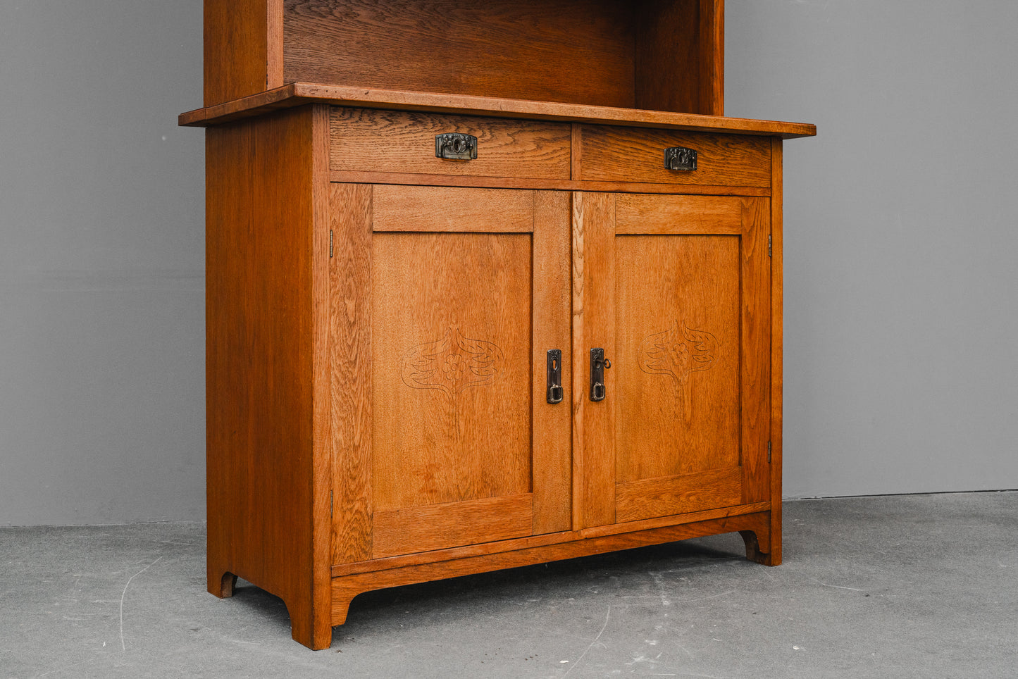 Jugendstil Buffetschrank in Eiche - Anfang des 20.Jahrhunderts