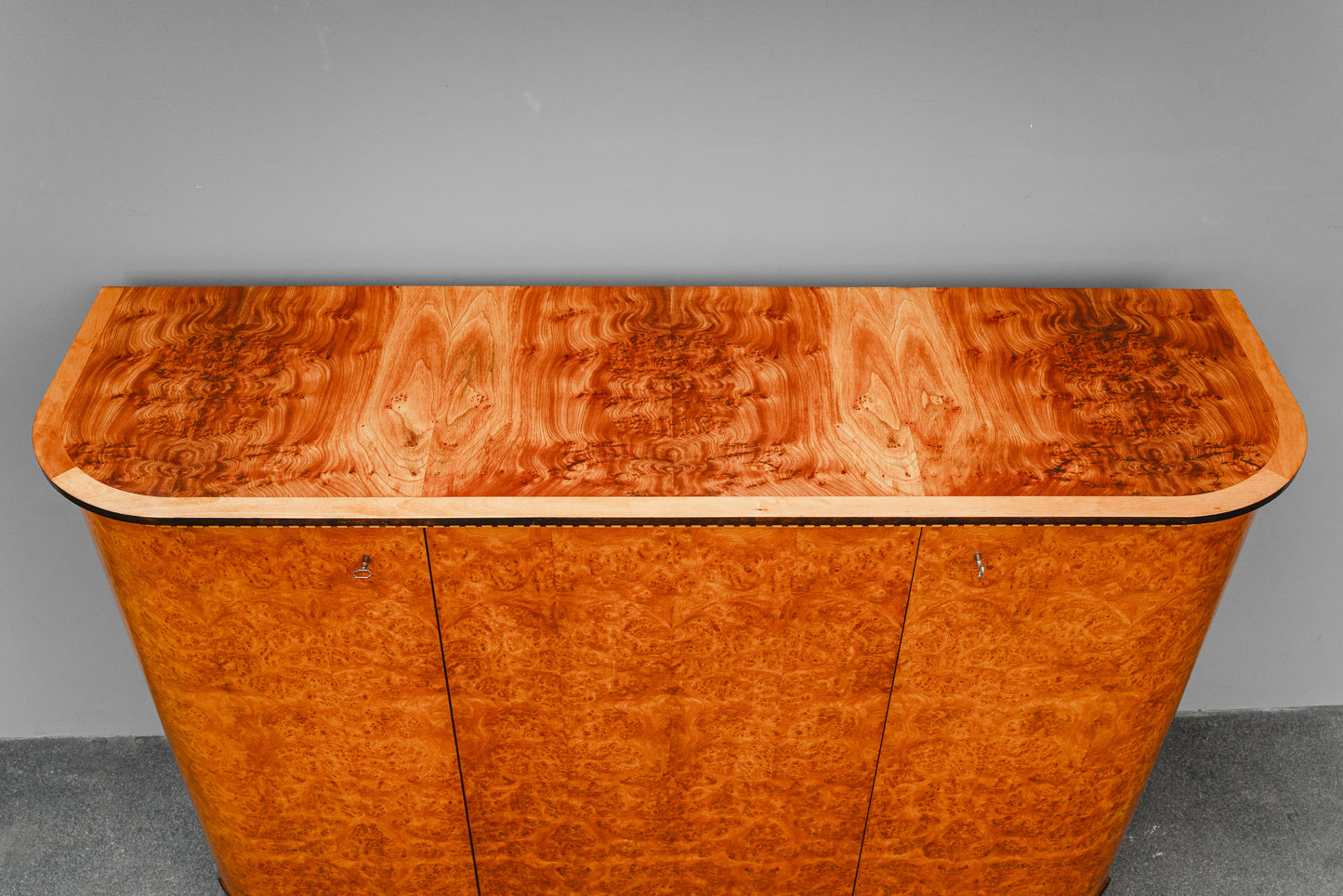Art Déco Sideboard in Birkenwurzel & Ulme - 1.Hälfte des 20.Jahrhunderts
