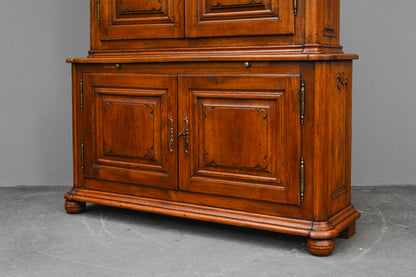 Barock Aufsatzschrank in Eiche - Mitte des 18.Jahrhunderts