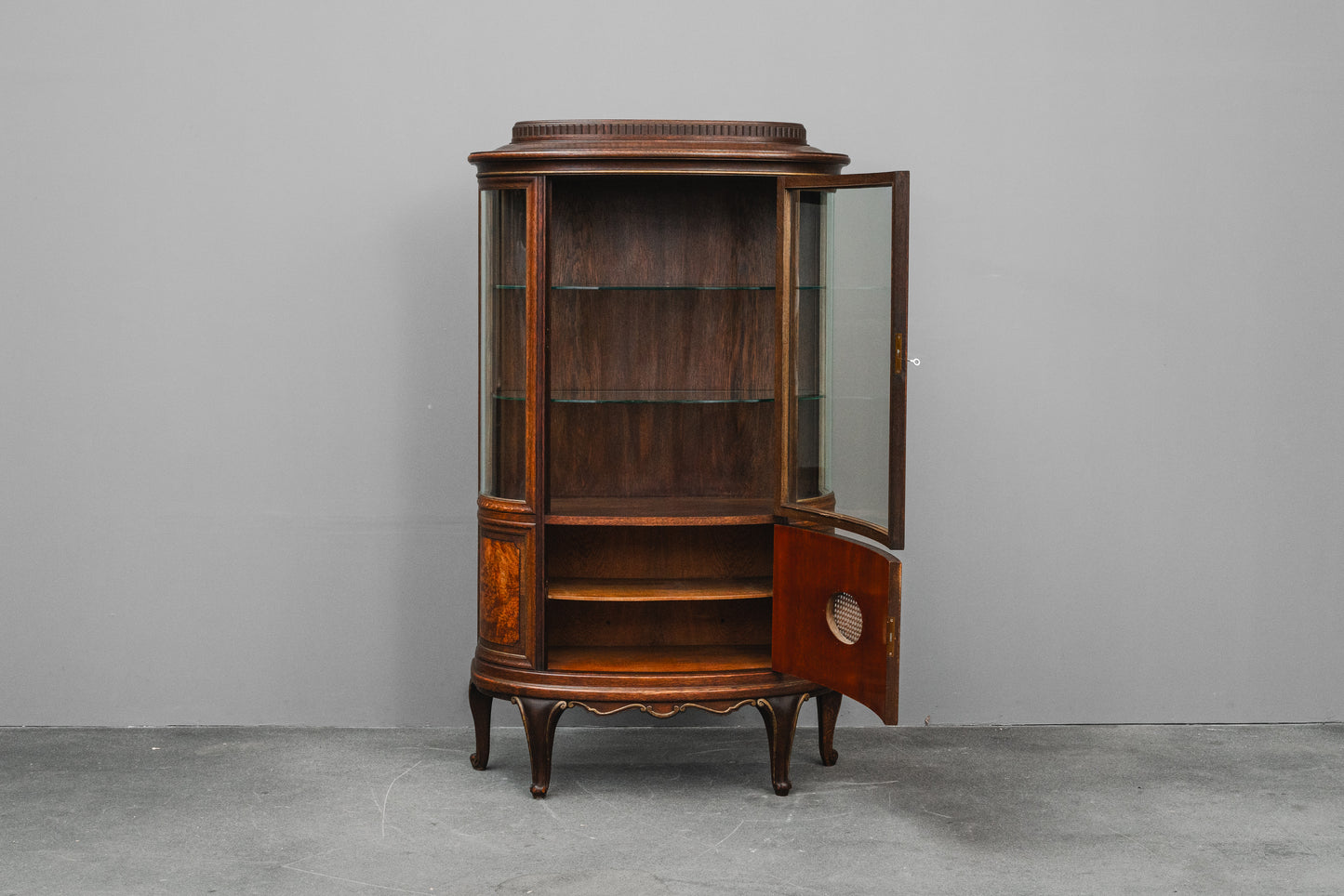 Jugendstil Vitrinenschrank in Eiche - Anfang des 20.Jahrhunderts