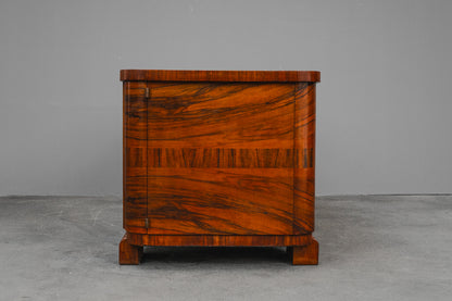 Art Déco Schreibtisch in Nussbaum - um 1930