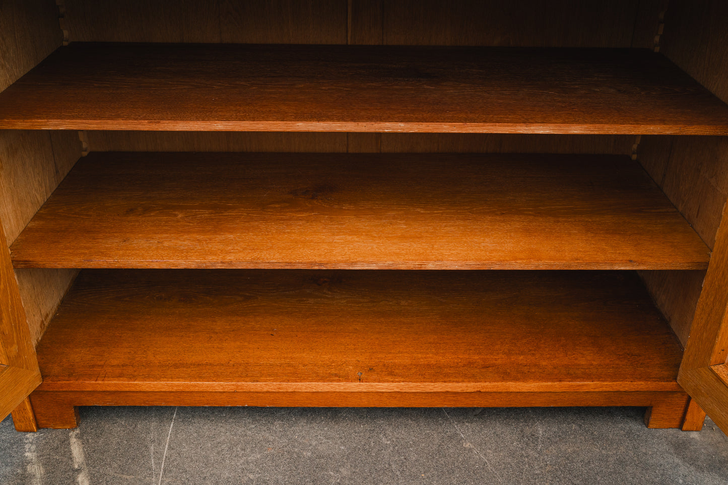 Jugendstil Buffetschrank in Eiche - Anfang des 20.Jahrhunderts