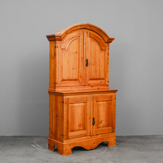 Barock Aufsatzschrank in Kiefer - aus dem 18.Jahrhundert