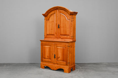 Barock Aufsatzschrank in Kiefer - aus dem 18.Jahrhundert