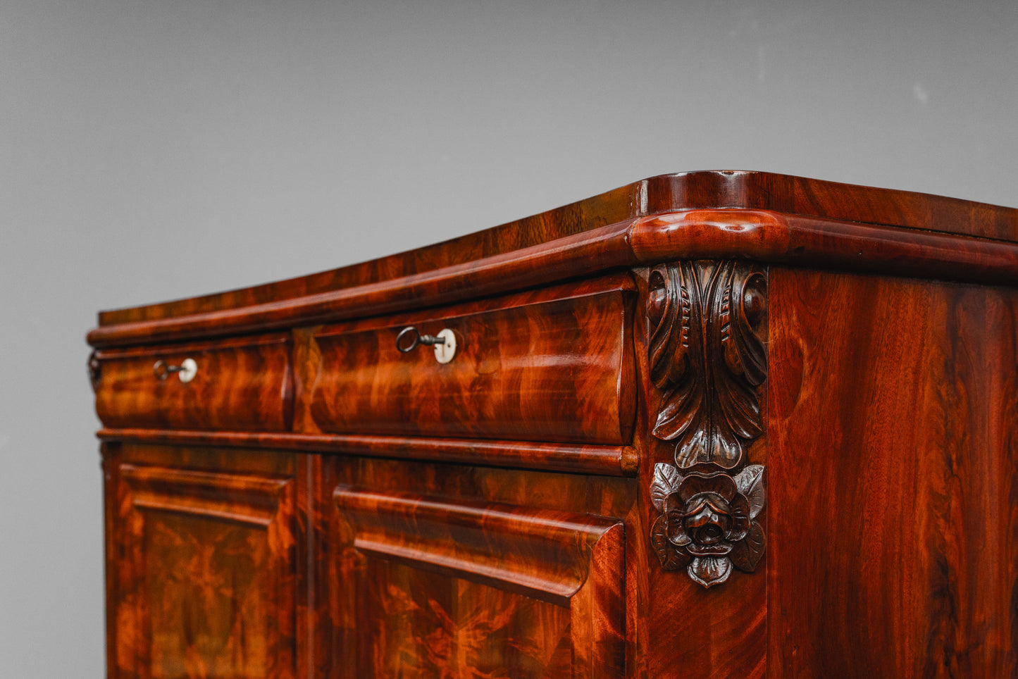Louis Philippe Anrichte / Sideboard in Mahagoni - Mitte des 19.Jahrhunderts