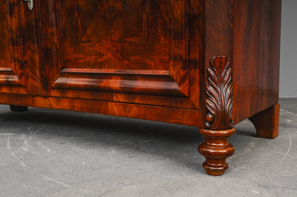 Louis Philippe Anrichte / Sideboard in Mahagoni - Mitte des 19.Jahrhunderts